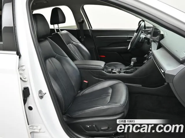 Hyundai Sonata Sonata Edge(DN8) 2.0 LPG(Для проката) — Фото автомобиля 10