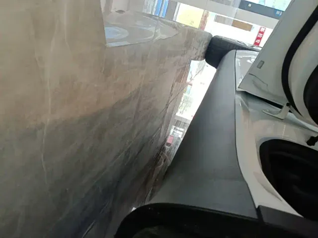 Tesla Model Y — Фото автомобиля 21
