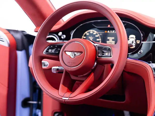 Bentley Continental — Фото автомобиля 9