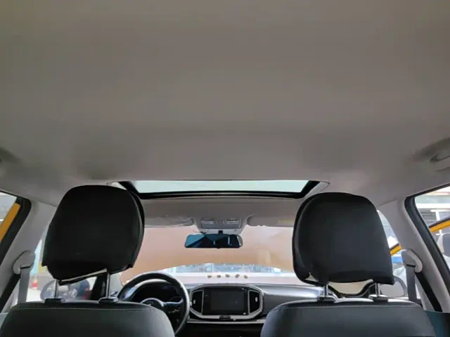 Kia KX1 — Фото автомобиля 17