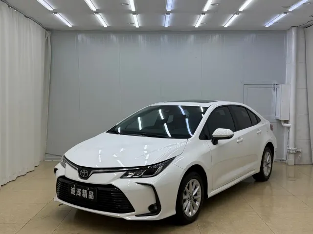 Фотография автомобиля — Toyota Corolla