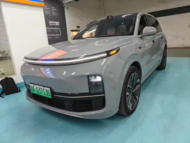 Фотография автомобиля — Li Auto L9
