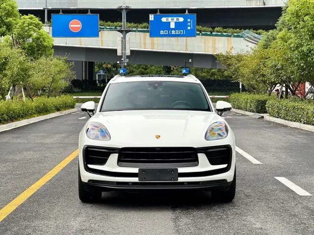 Porsche Macan — Фото автомобиля 2