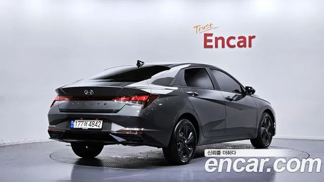 Hyundai AVANTE Avante (CN7) — Фото автомобиля 2