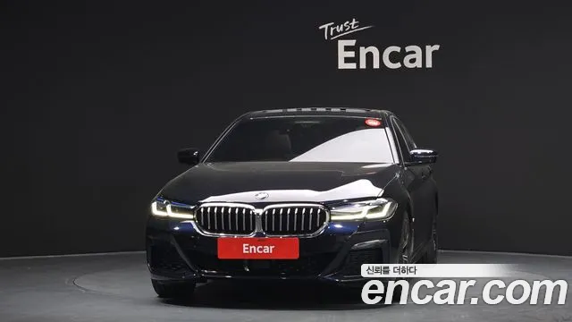BMW 5-Series 5 серия (G30) 530i xDrive M Sport — Фото автомобиля 3