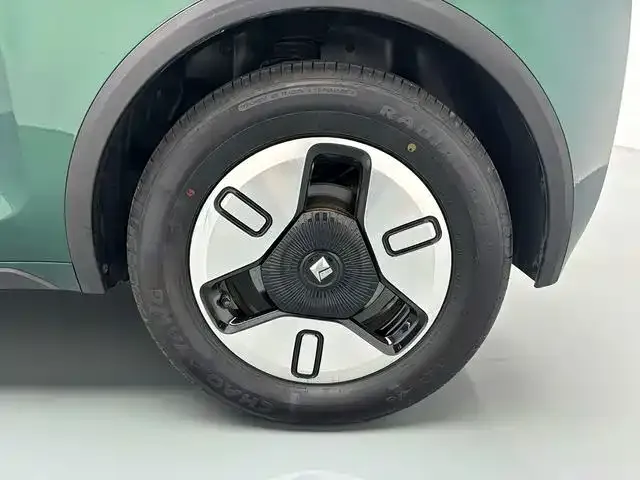 Baojun KiWi EV — Фото автомобиля 11