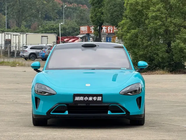 Xiaomi SU7 — Фото автомобиля 2