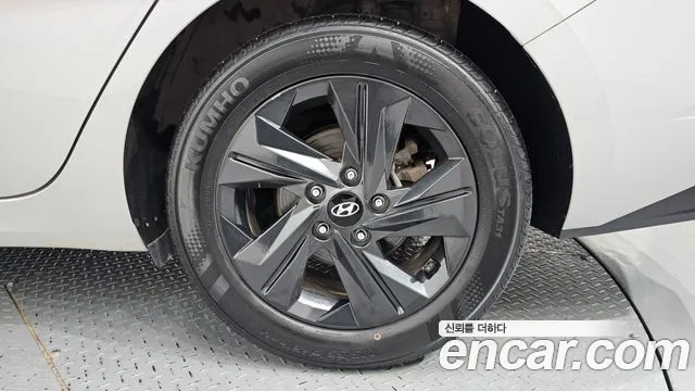 Hyundai AVANTE Smart — Фото автомобиля 21