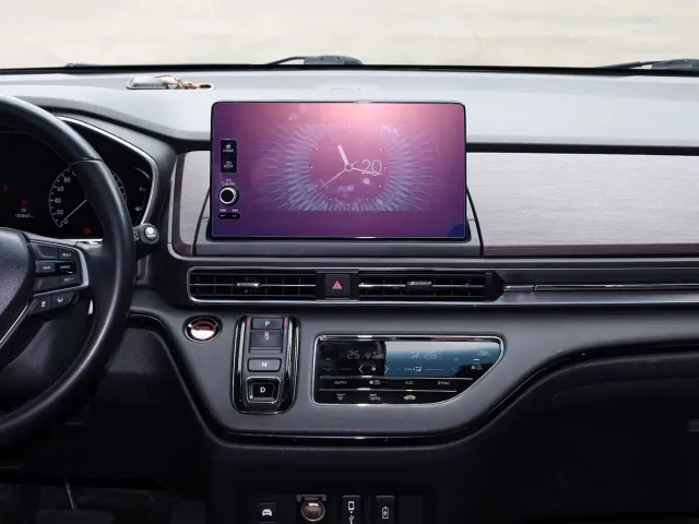 Honda Odyssey 2022 2.0L e:HEV Sharp Supreme Edition — Фото автомобиля 15