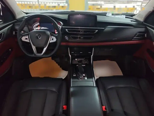 Changan CS75 — Фото автомобиля 9