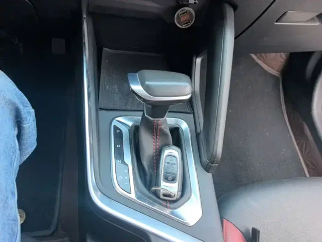 Geely Vision X3 — Фото автомобиля 13