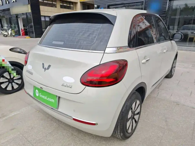 Wuling Bingo — Фото автомобиля 6