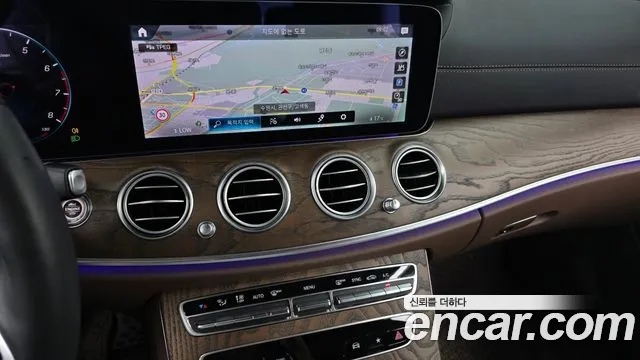 Mercedes-Benz E-Class W213 — Фото автомобиля 20