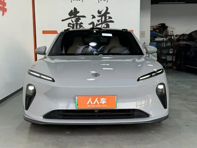 Nio ET5 — Фото автомобиля 2