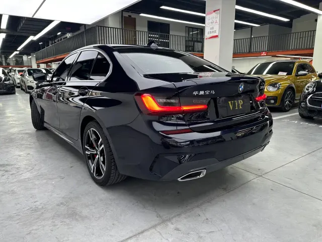 BMW 3 Series — Фото автомобиля 18