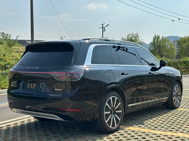 Aito M9 — Фото автомобиля 19