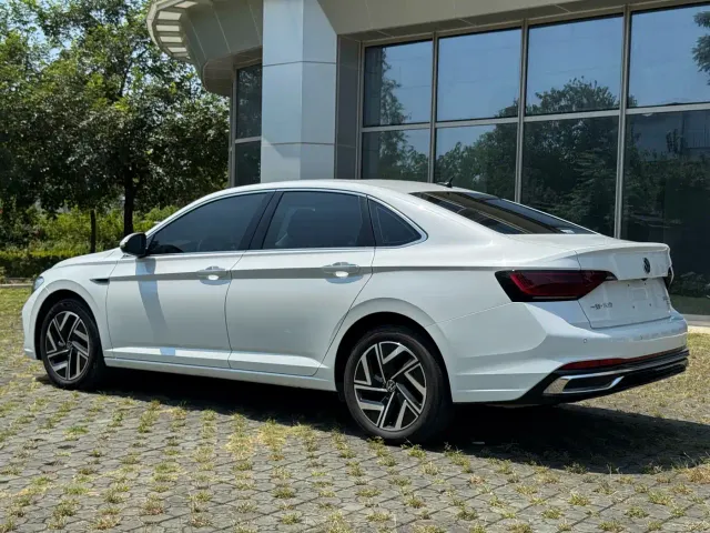 Volkswagen Sagitar — Фото автомобиля 6