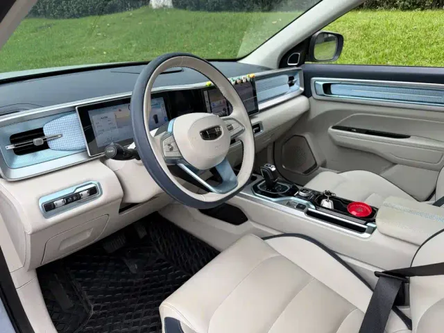 Geely ICON — Фото автомобиля 7