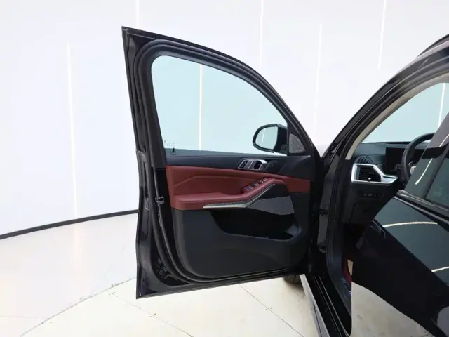 BMW X5 — Фото автомобиля 16