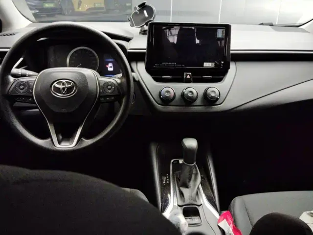 Toyota Corolla — Фото автомобиля 12