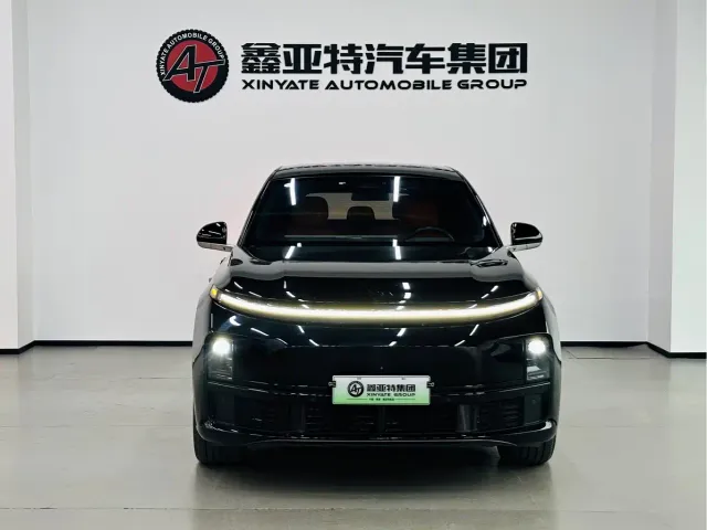 Li Auto L7 — Фото автомобиля 3