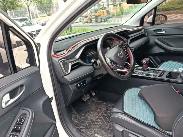 GAC Trumpchi GS4 — Фото автомобиля 13