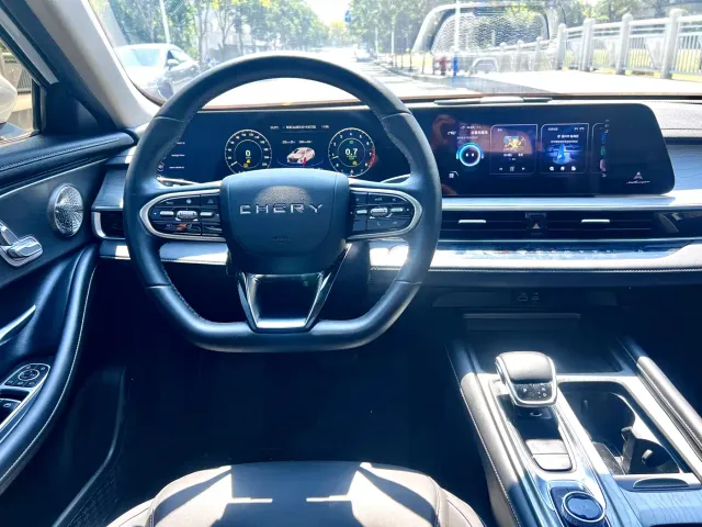 Chery Arrizo 8 — Фото автомобиля 12