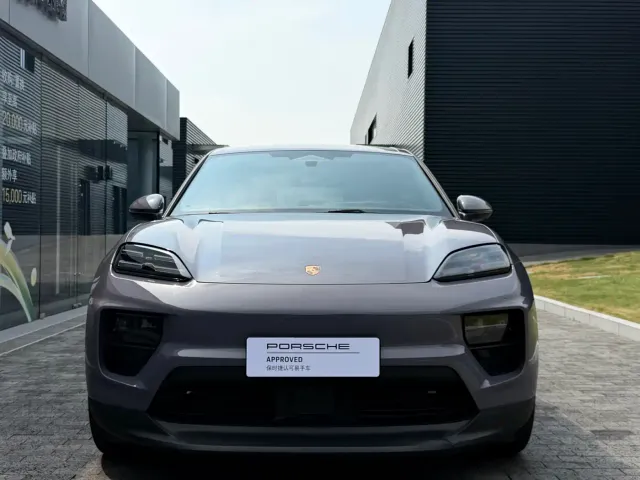 Porsche Macan EV — Фото автомобиля 5