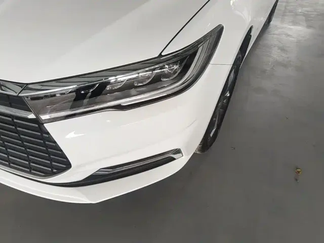 BYD Qin — Фото автомобиля 23