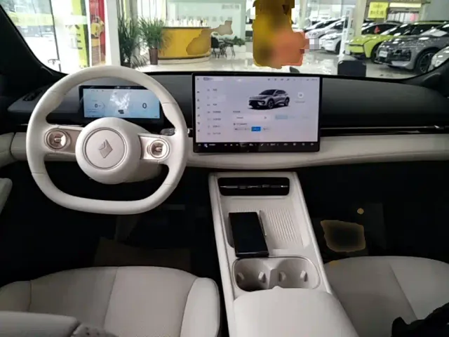 Baojun Yunhai — Фото автомобиля 9