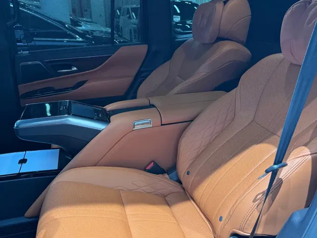 Lexus LX — Фото автомобиля 16