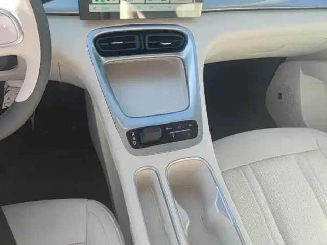 Geely Starry Wish — Фото автомобиля 16