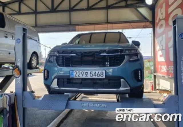 Фотография автомобиля — Kia Seltos New