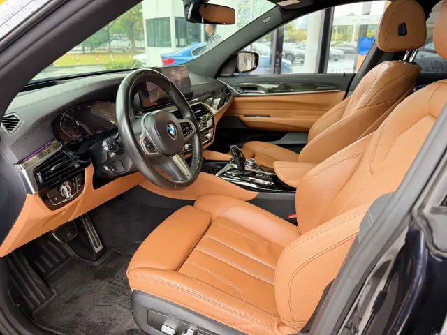 BMW 6 Series Gran Turismo — Фото автомобиля 8