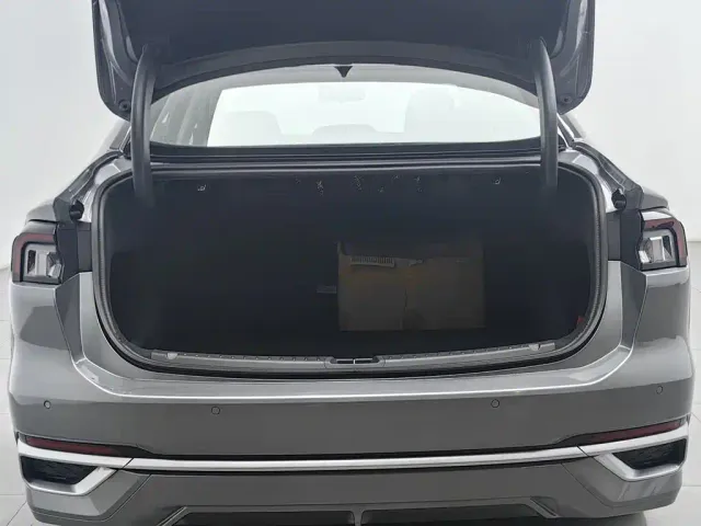 Ford Mondeo — Фото автомобиля 16