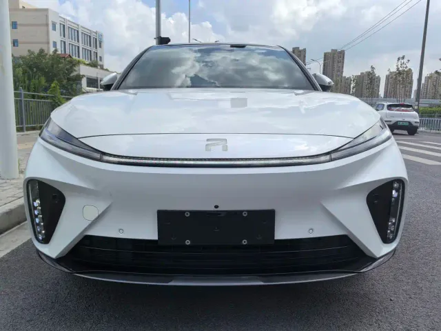 Roewe Feifan R7 — Фото автомобиля 2