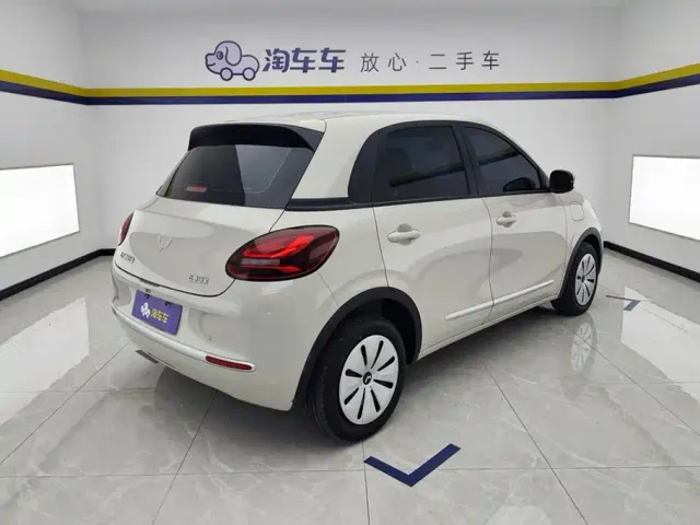 Wuling Bingo — Фото автомобиля 3