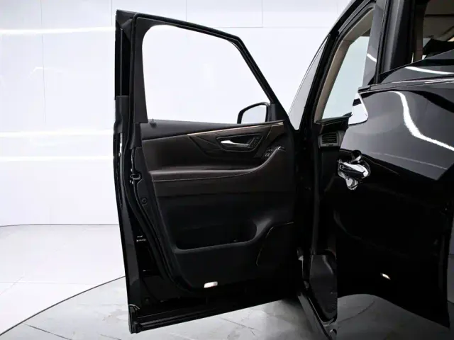 Toyota Alphard — Фото автомобиля 13