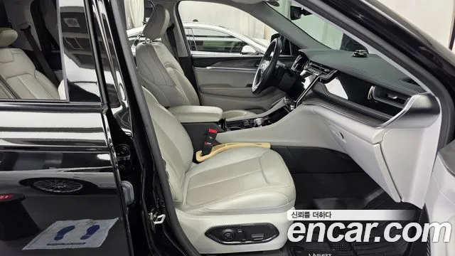 Jeep Cherokee WL — Фото автомобиля 11