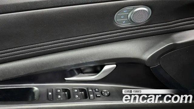 Hyundai AVANTE Avante (CN7) — Фото автомобиля 17