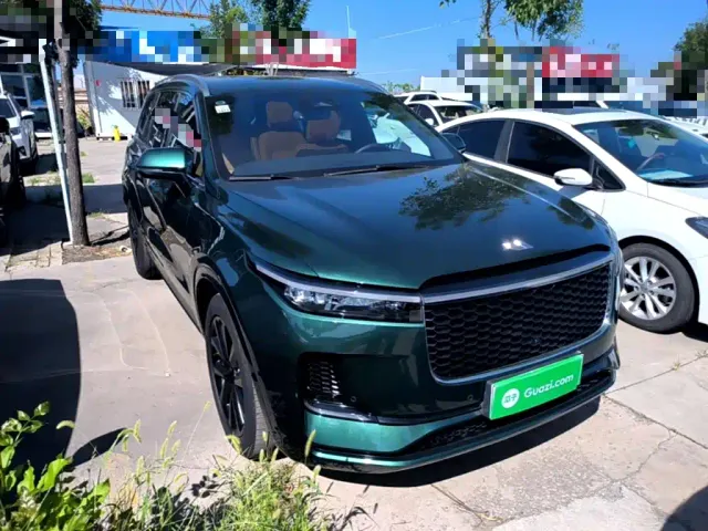 Li Auto ONE — Фото автомобиля 3