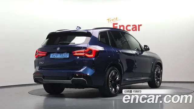 BMW iX3 G08 (2020–2024) — Фото автомобиля 2
