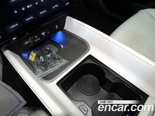 Hyundai Grandeur GN7 — Фото автомобиля 13