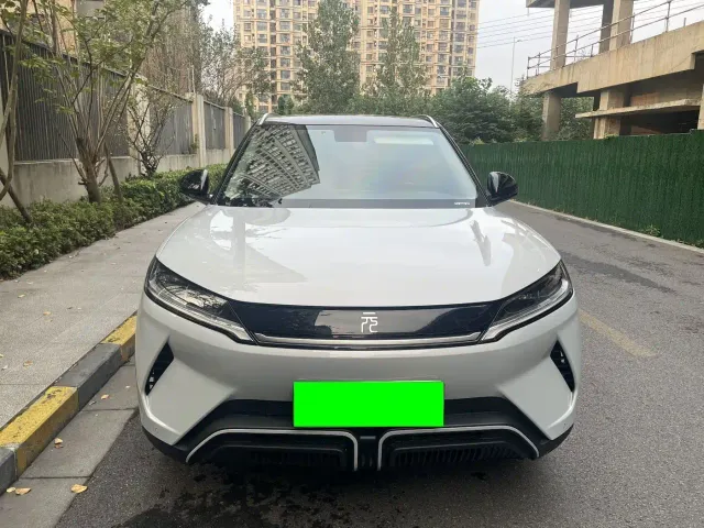 BYD Yuan UP — Фото автомобиля 2