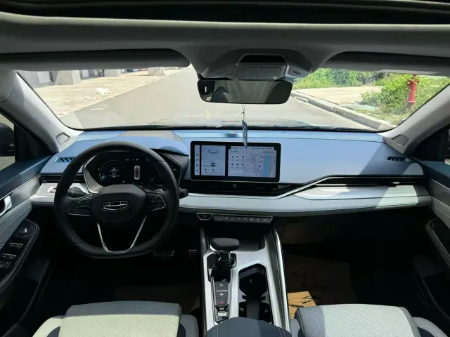 Geely Xingrui — Фото автомобиля 5