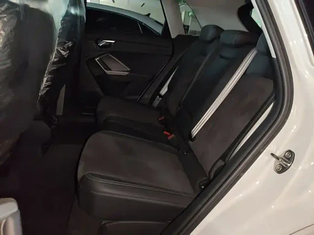 Audi Q3 — Фото автомобиля 16
