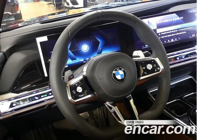 BMW 7-Series 7 серия (G70) 740i xDrive M Sport — Фото автомобиля 12