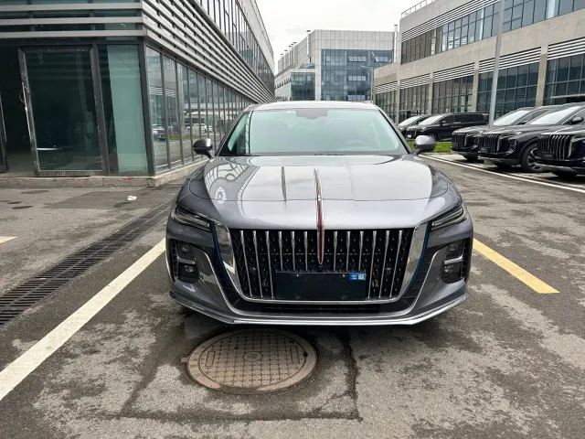 Hongqi H5 — Фото автомобиля 2