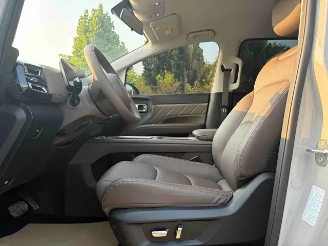 Wuling Starlight 730 — Фото автомобиля 5