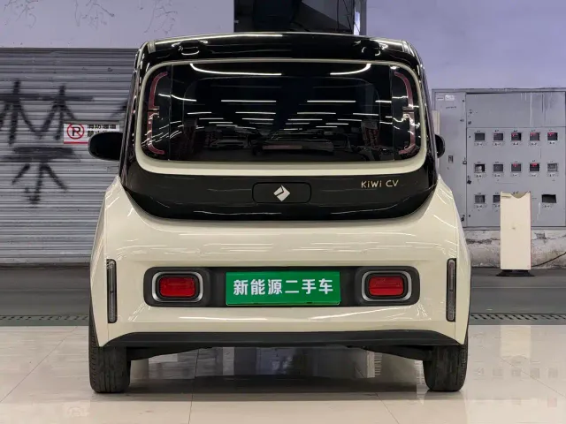 Baojun KiWi EV — Фото автомобиля 5